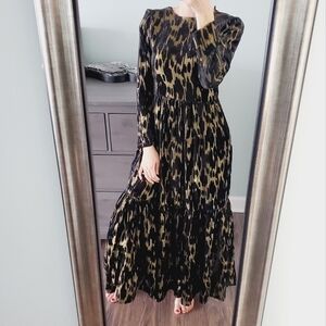 NEW Lilac Designz Black Gold Velvet Dress